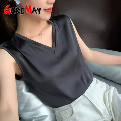 Women's Sleeveless Satin Blouse AT Fashion store